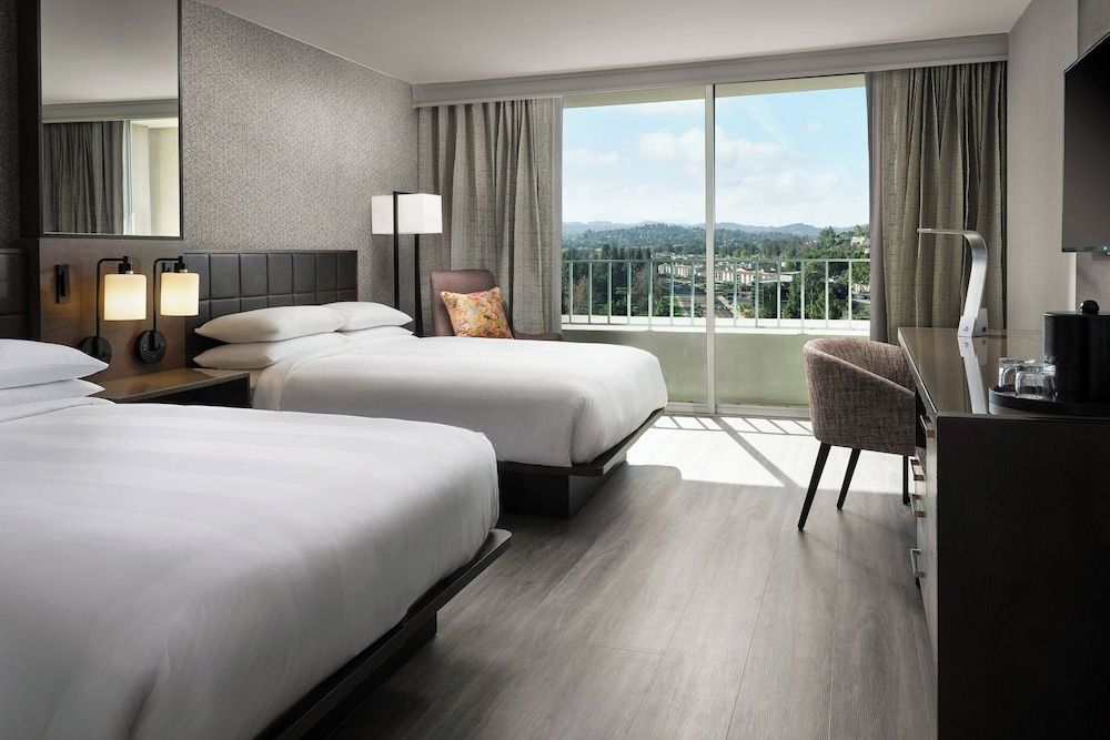 Room, 2 Queen Beds, Non Smoking, Balcony