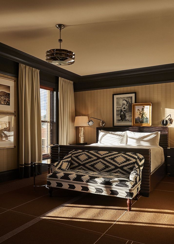 Hotel Jerome, Auberge Resorts Collection Deluxe Room, 1 King Bed, Accessible (Mobility/Hearing with Roll-In Shower) 2