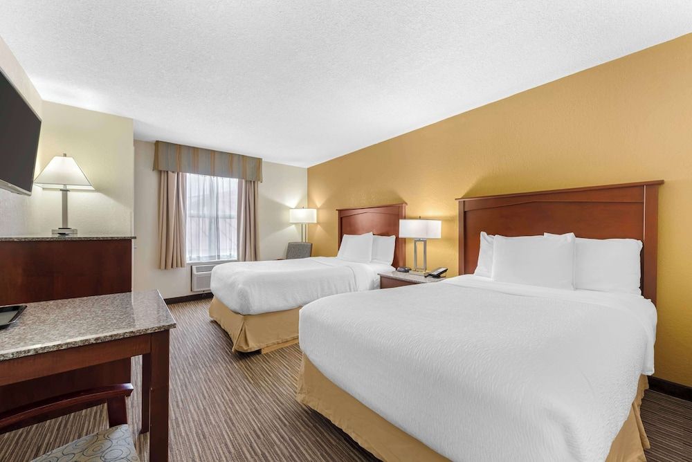Standard Room, 2 Double Beds, Non Smoking (2nd Floor;Shower Only;Small Room)
