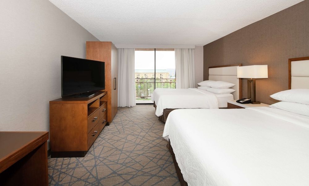 Suite, 2 Queen Beds, Accessible (Mobility & Hearing, Roll-in Shower)