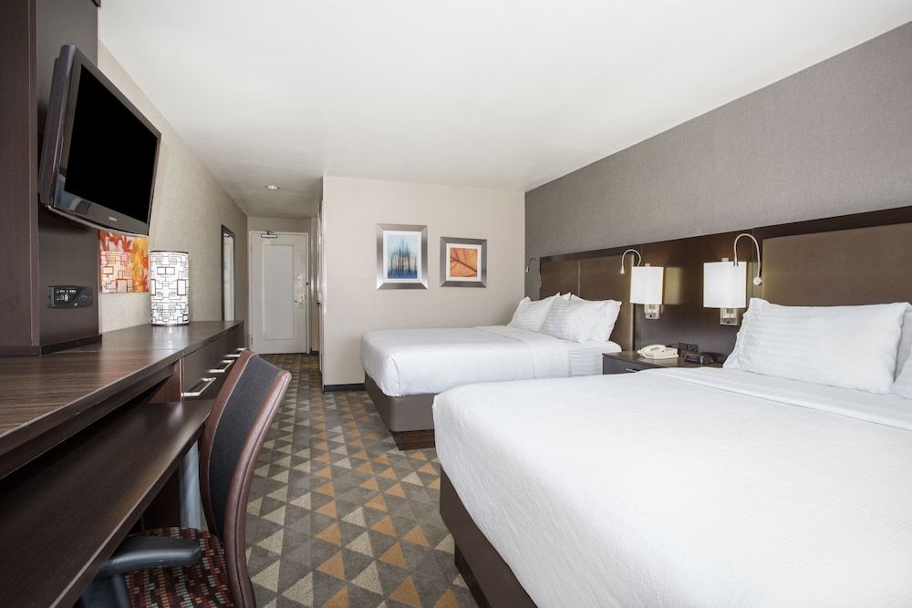 Standard Room, 2 Queen Beds, Accessible