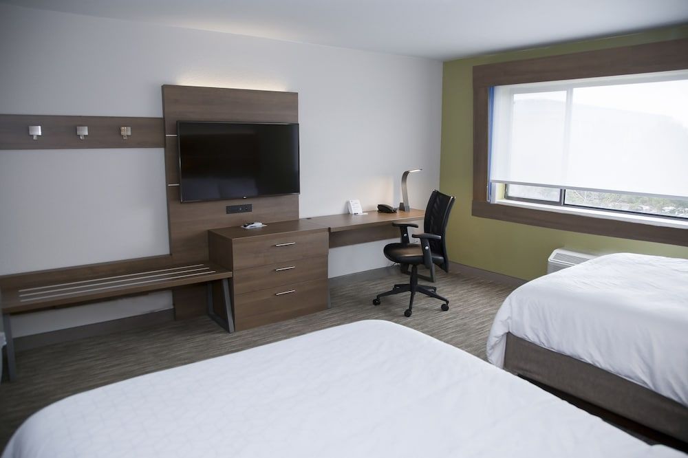 Standard Room, 2 Queen Beds