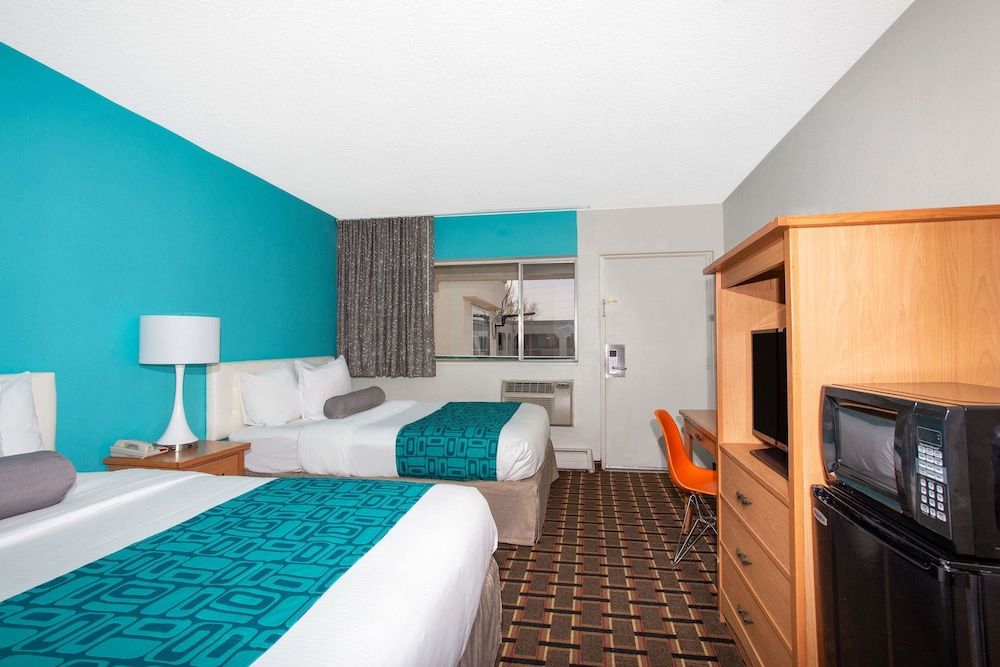 Room, 2 Double Beds, Smoking