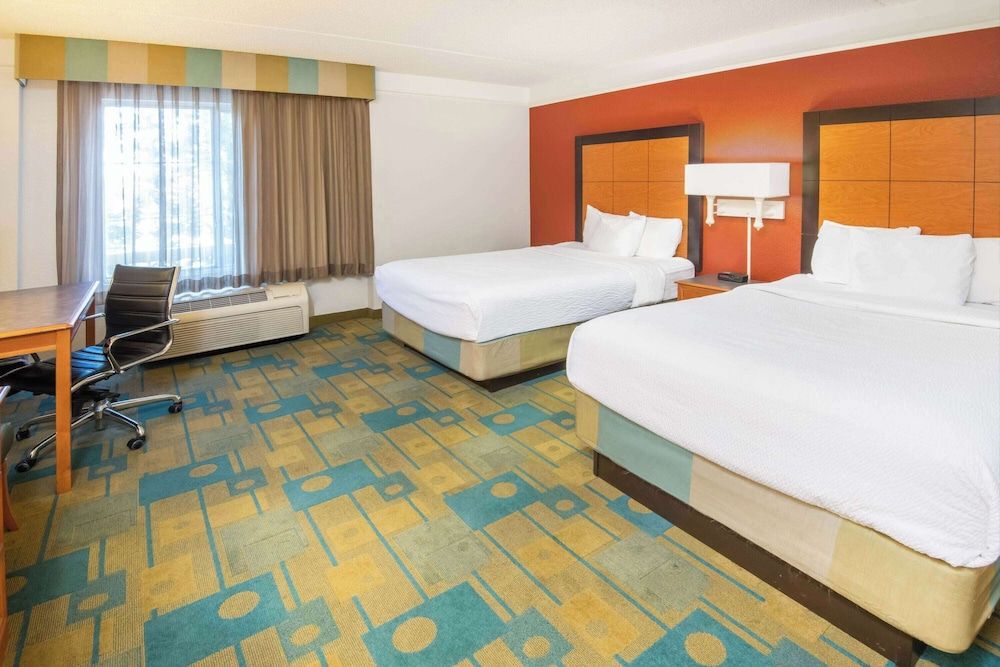 Deluxe Room, 2 Double Beds, Non Smoking