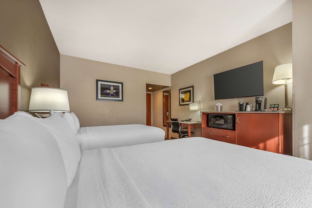 Standard, 2 Queen Beds