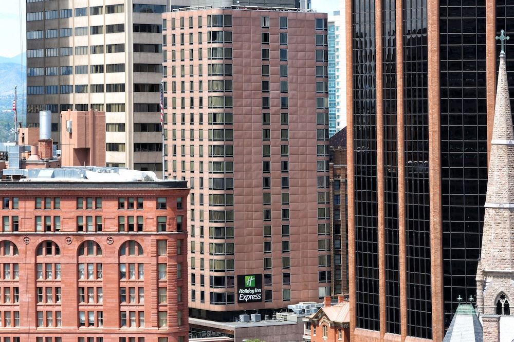 undefined Holiday Inn Express Denver Downtown by IHG 3