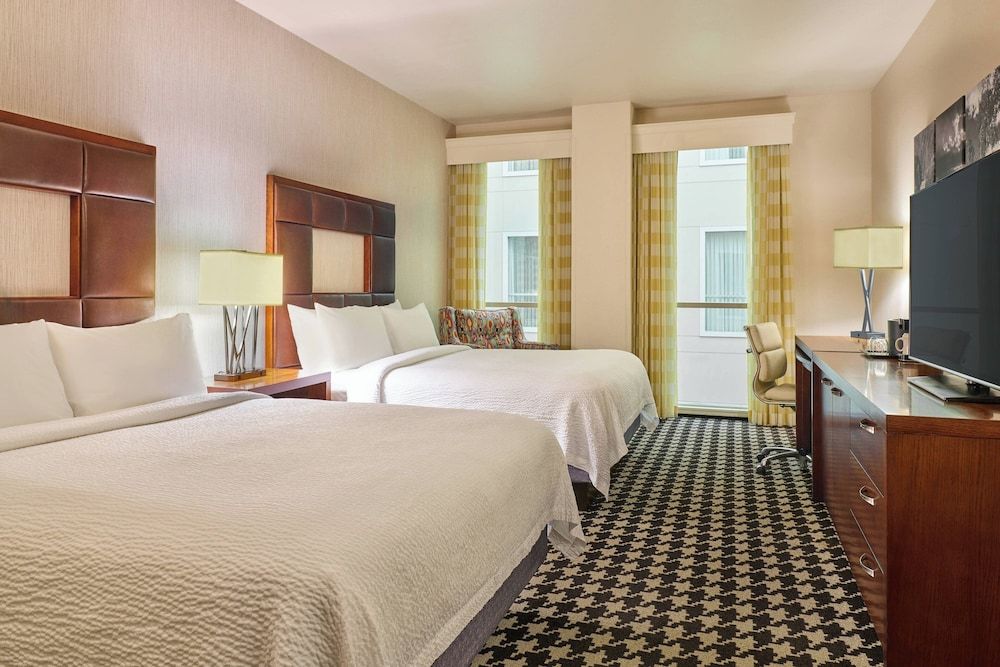 Standard Room, 2 Queen Beds (Hearing Accessible)