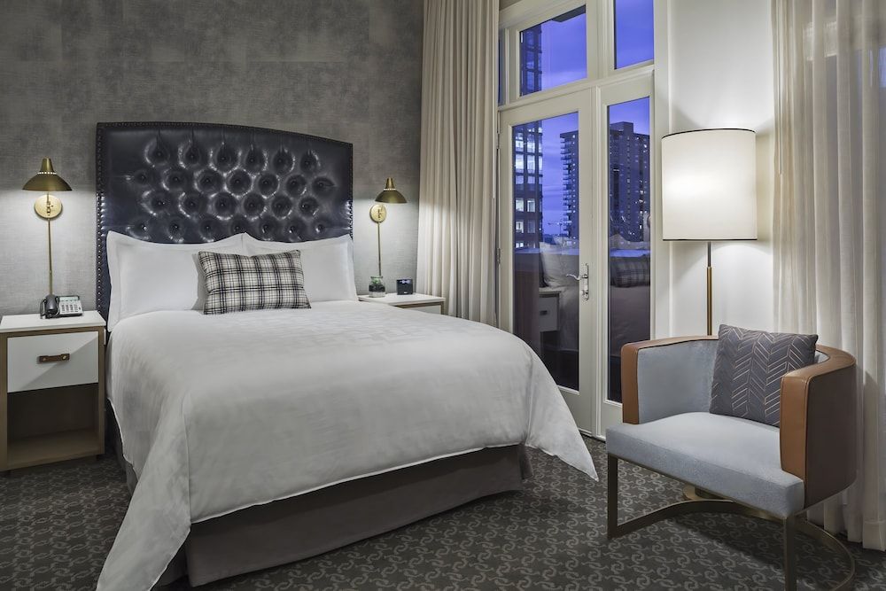Superior Room, 1 Queen Bed, Balcony