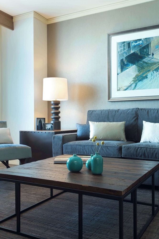 Pinyon Pine Suite