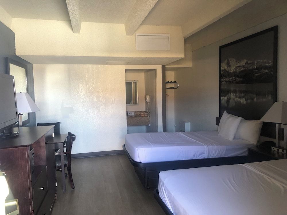 Budget Inn Denver Downtown Studio, 2 Double Beds, Non Smoking