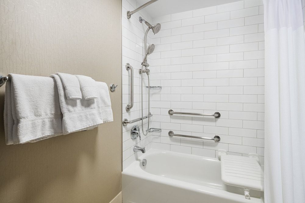 SpringHill Suites by Marriott Denver Airport Studio Suite, 1 Bedroom (Mobility/Hearing Accessible, Tub) 5