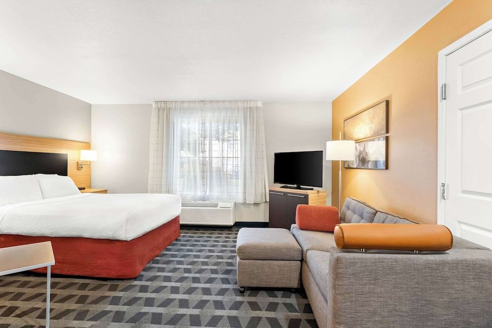 undefined Suburban Studios Denver Tech Center 7