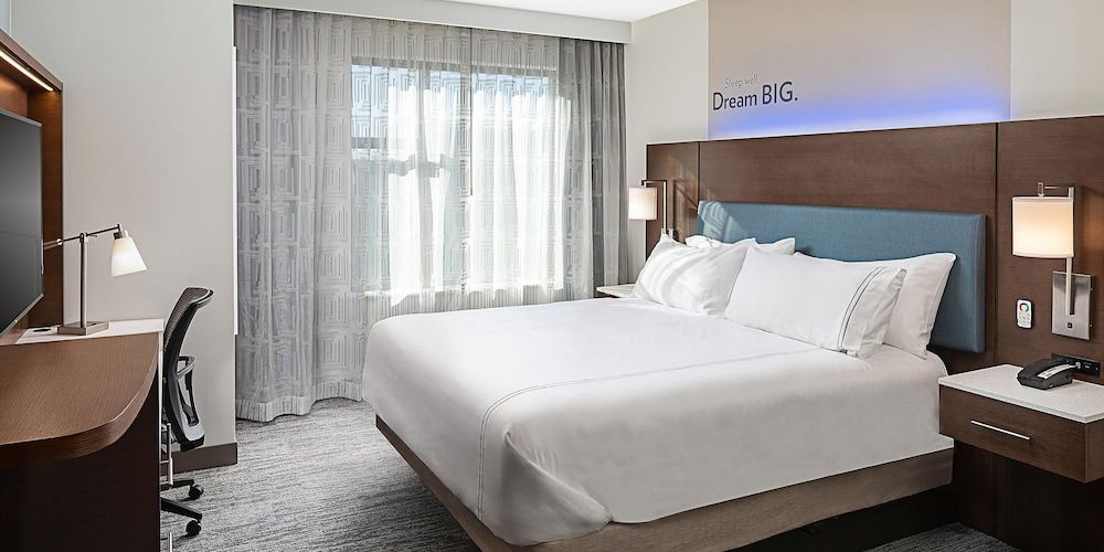 1 King Bed Standard