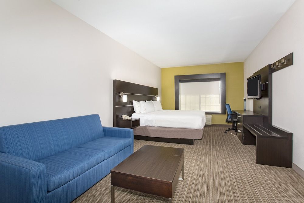 Suite, Multiple Beds