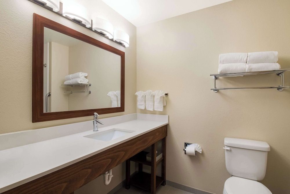 Standard Room, 2 Queen Beds
