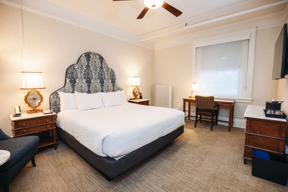 Adjoining Classic King Rooms