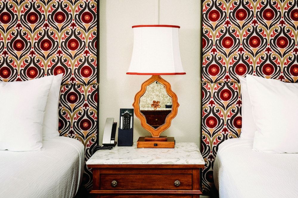 Hotel Colorado Classic Family Room 8