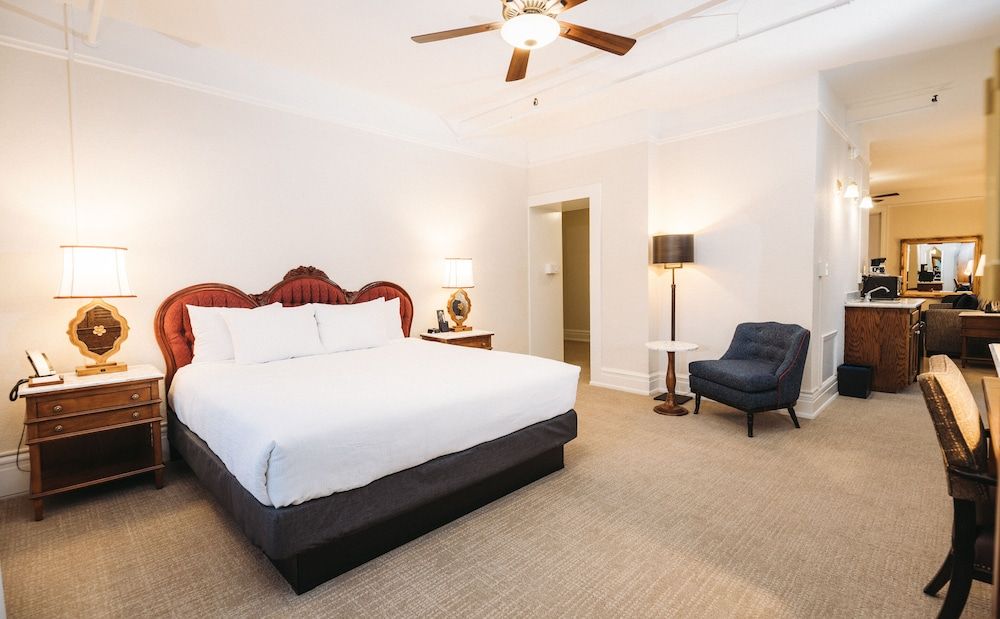 Hotel Colorado Balcony Suite