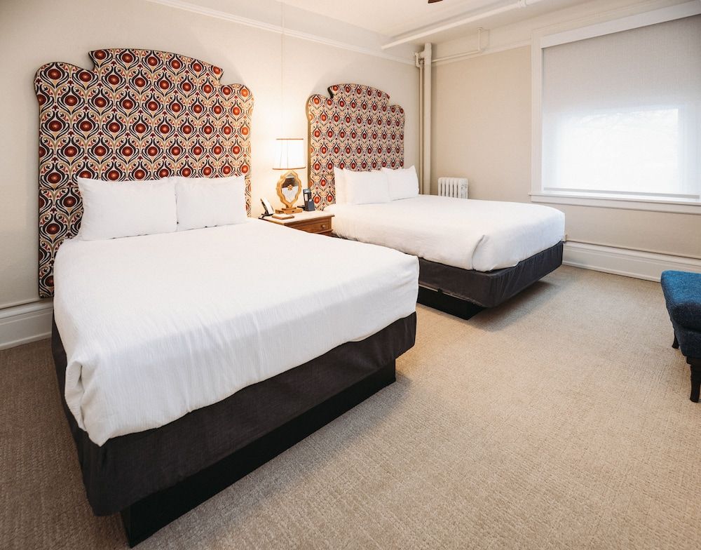 Hotel Colorado Classic Family Room 6