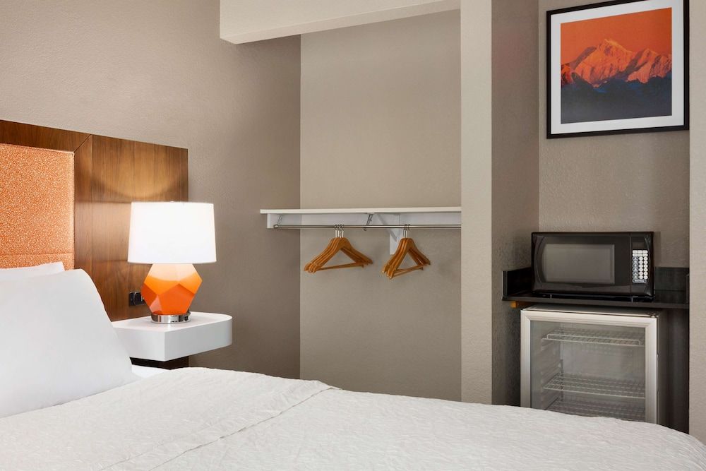 One King Bed, Non-Smoking, Accessible