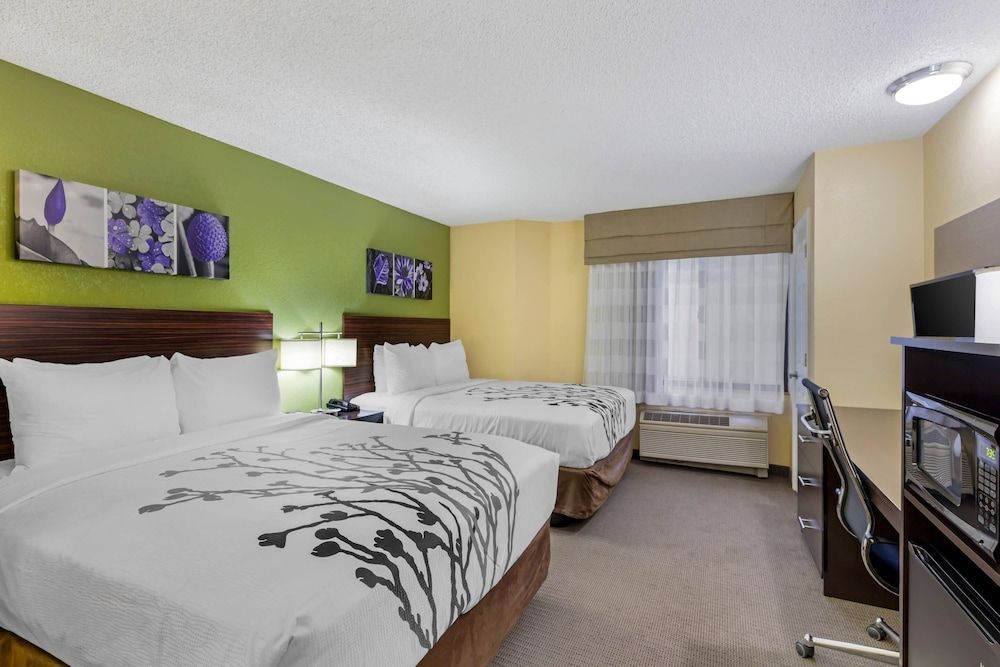 Room, 2 Queen Beds, Non Smoking