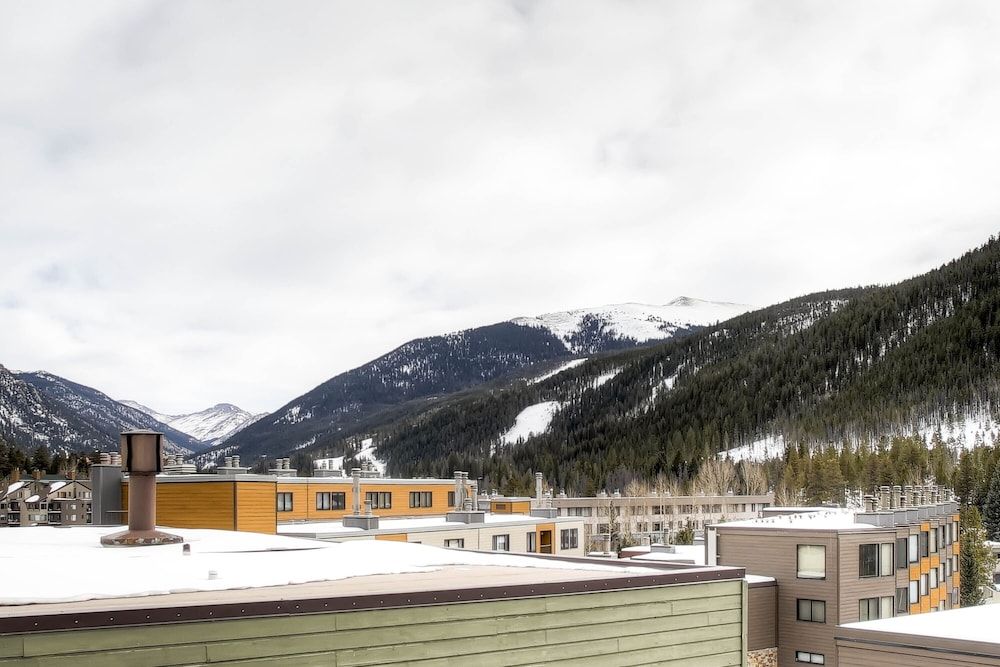 Keystone Lodge & Spa by Keystone Resort Room, 1 King Bed, Balcony (Hotel) 7