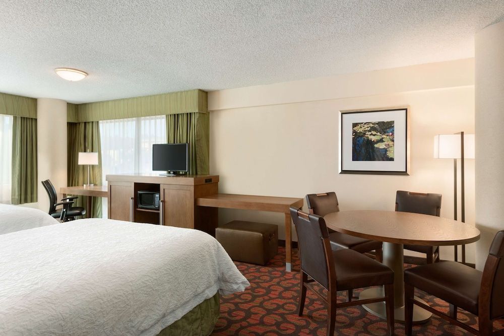 Room, 2 Queen Beds, Accessible, Non Smoking