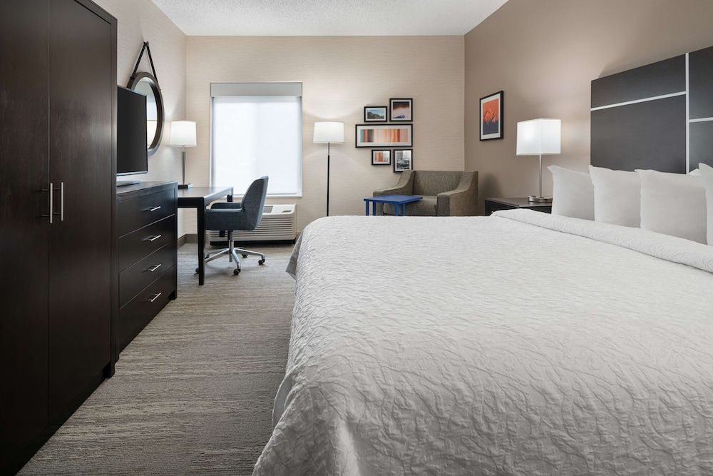 One king bed