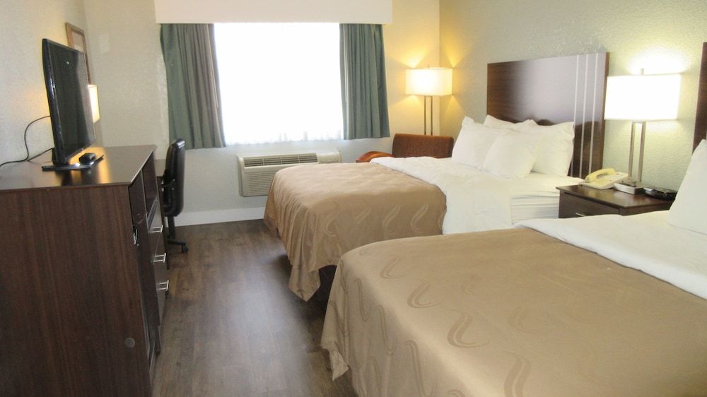 Standard Room, 2 Queen Beds, Non Smoking