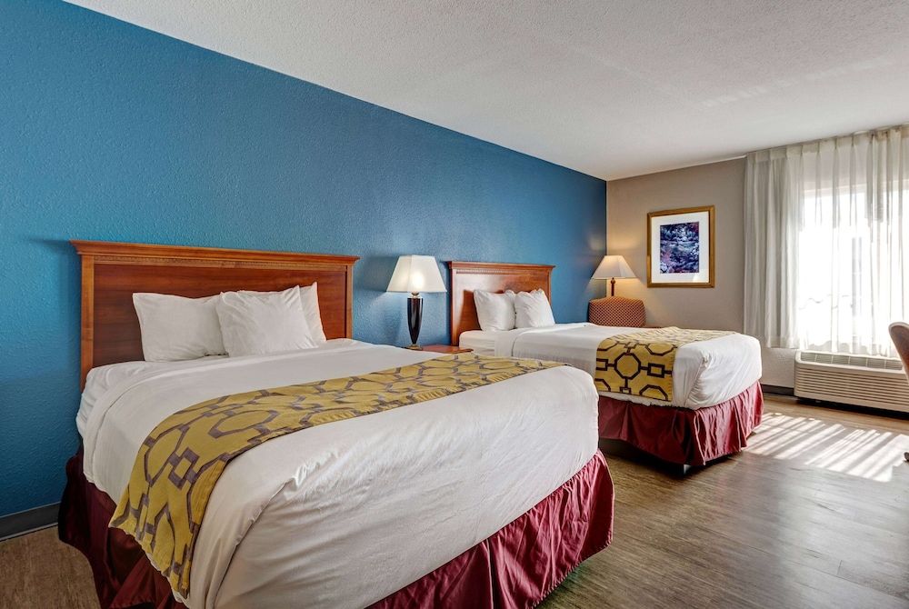Room, 2 Queen Beds, Non Smoking