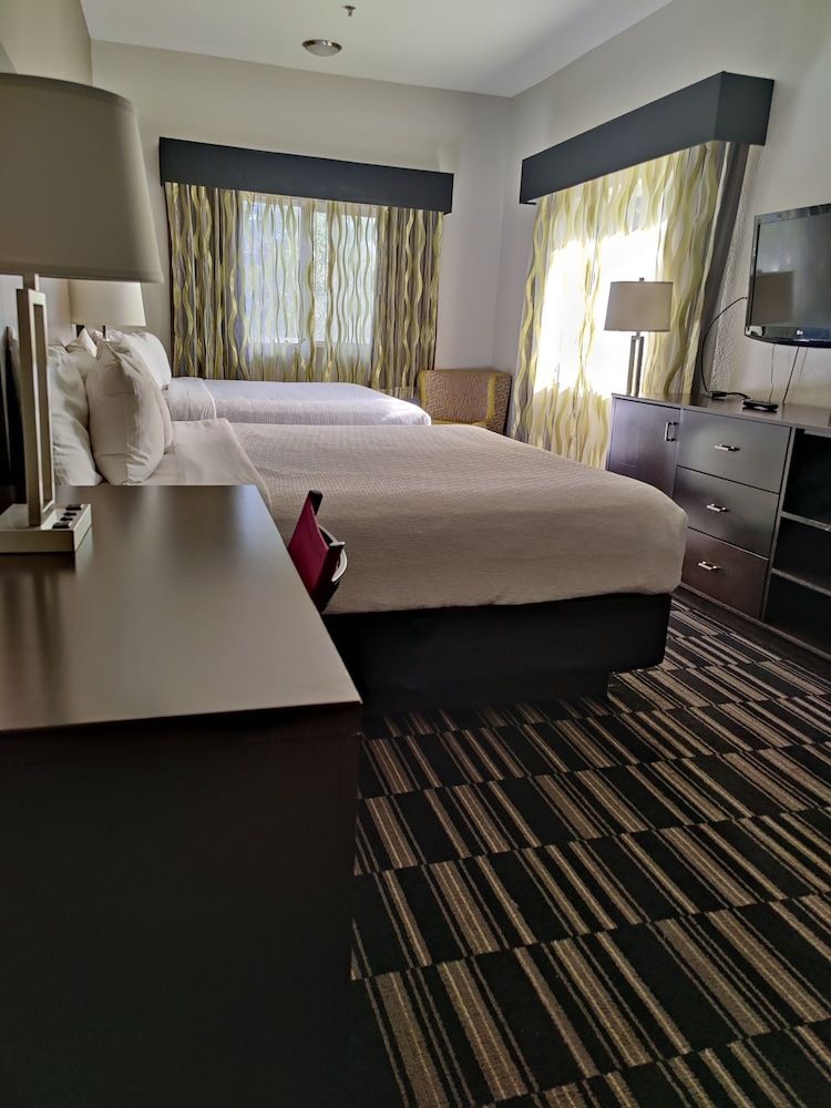 2 King Beds, Non Smoking