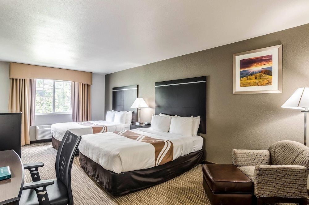 Standard Room, 2 Queen Beds, Non Smoking