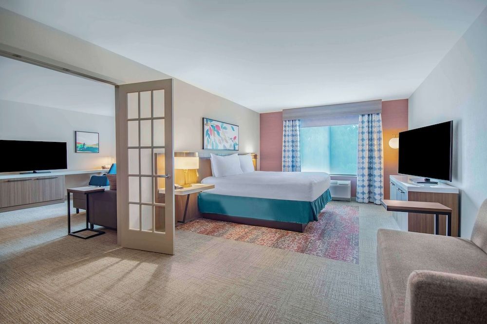 Suite, 1 King Bed