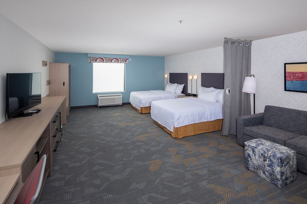Studio Suite, 2 Queen Beds, Accessible (Roll-In Shower)