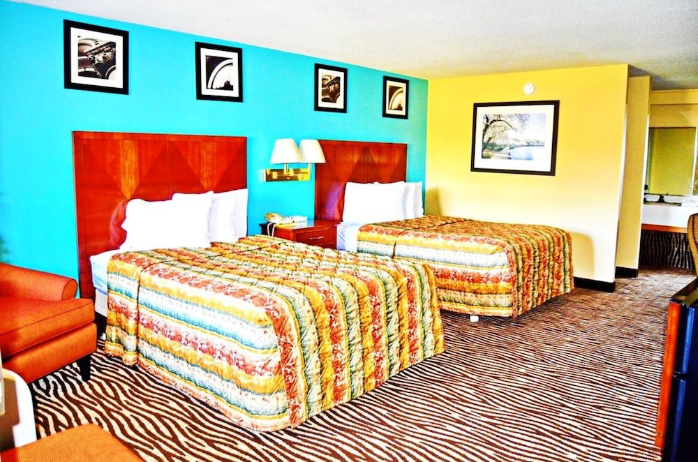 Deluxe Room with Two Double Beds - Non-Smoking