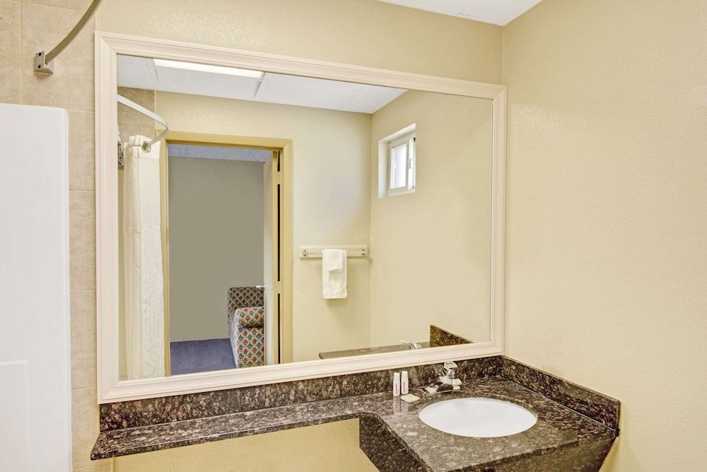 Standard Room, 2 Queen Beds
