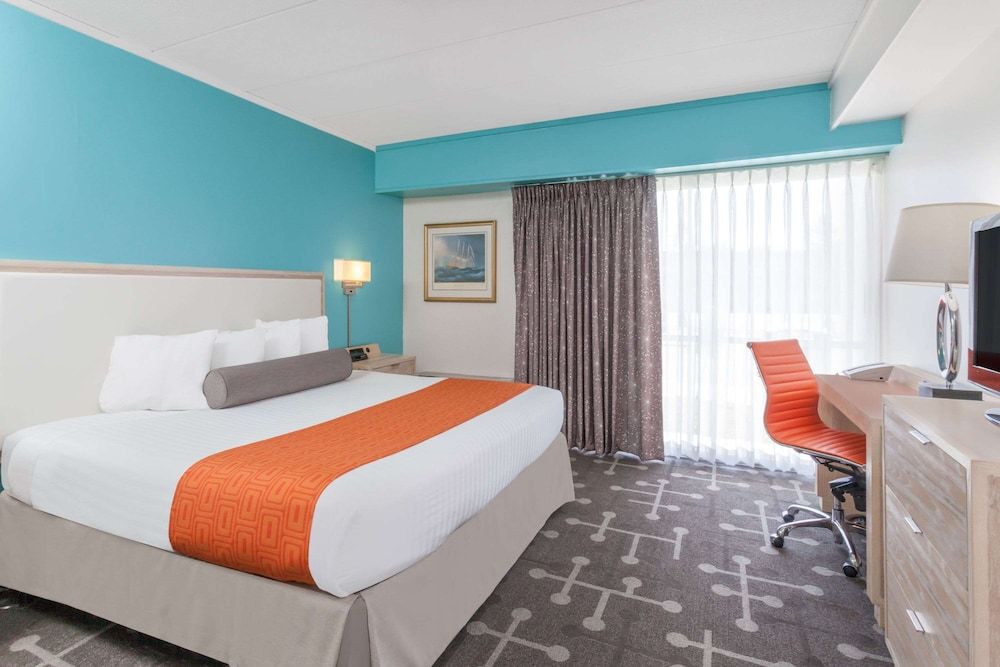 Standard Room, 1 King Bed