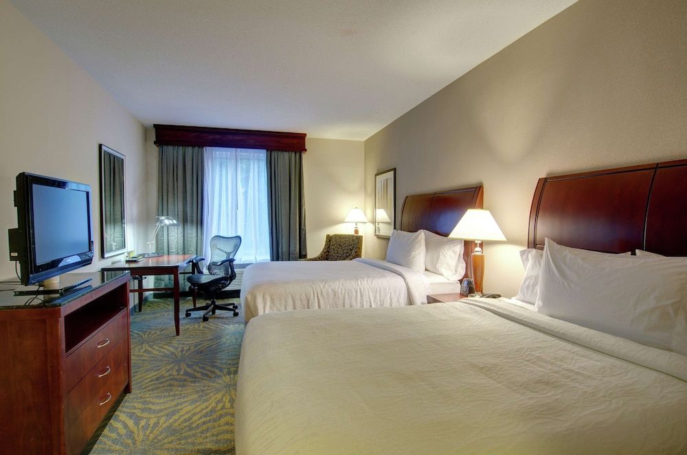 undefined Hilton Garden Inn Norwalk 8