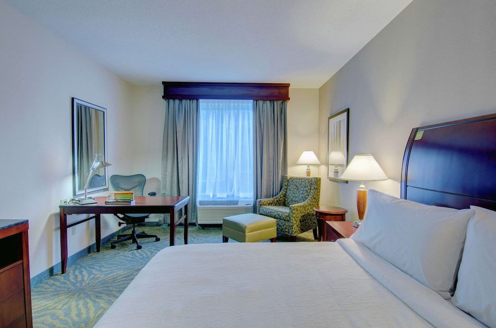 undefined Hilton Garden Inn Norwalk 3