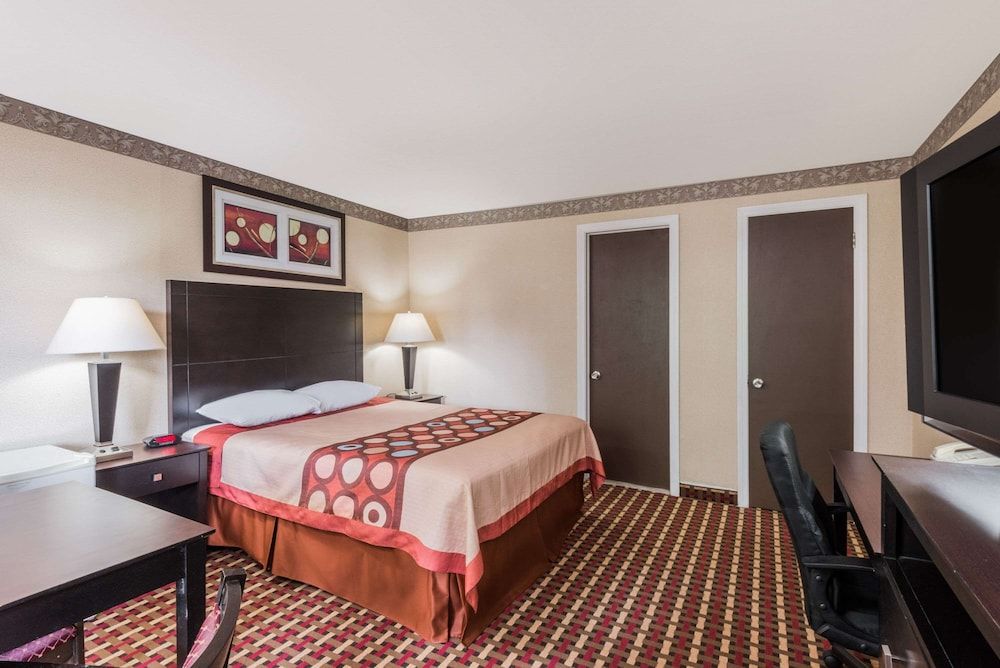 Room, 1 Queen Bed, Smoking