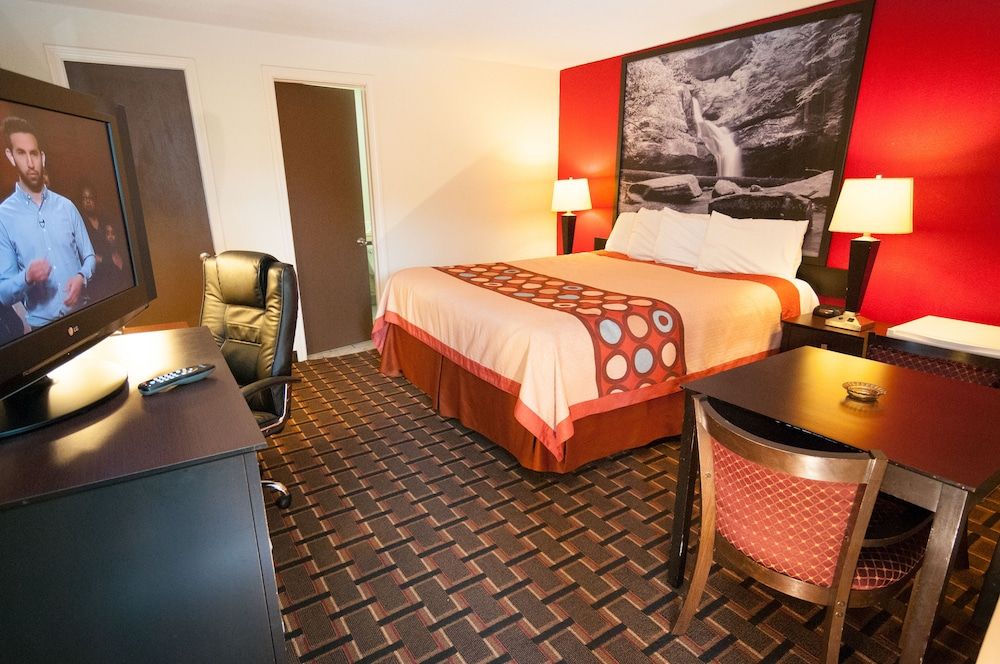 Standard Room, 1 Queen Bed