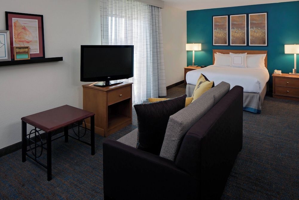 Studio, 1 Queen Bed with Sofa bed, Non Smoking
