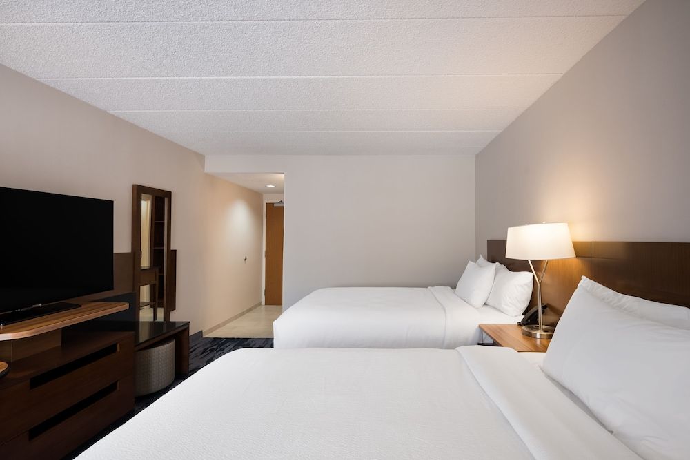 Room, 2 Queen Beds, Non Smoking