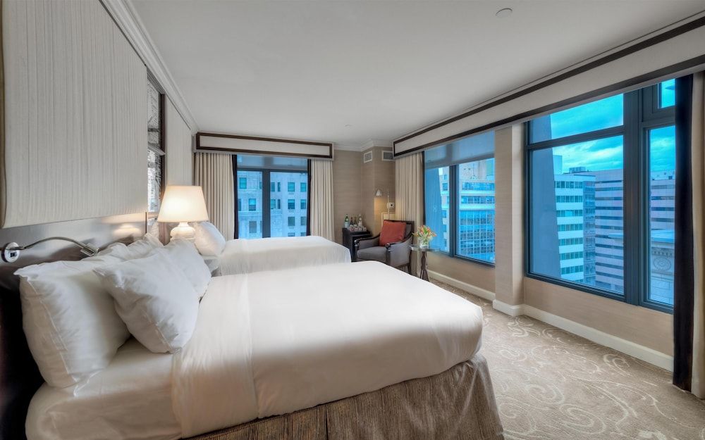 Hamilton Hotel Washington DC Classic Room, 1 Queen Bed 5