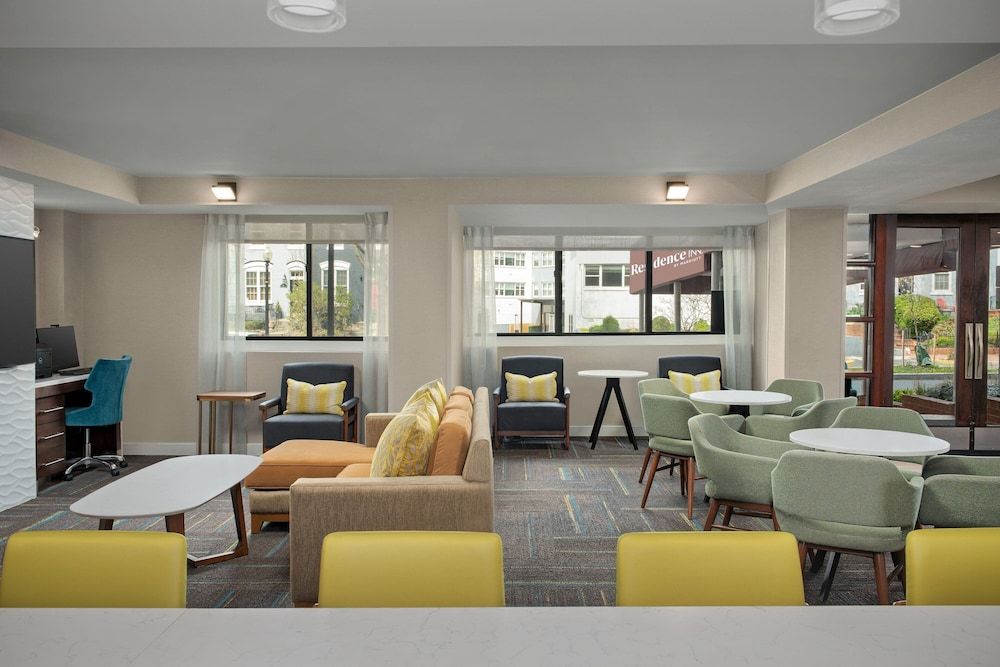 undefined Residence Inn Washington, DC/Foggy Bottom 10