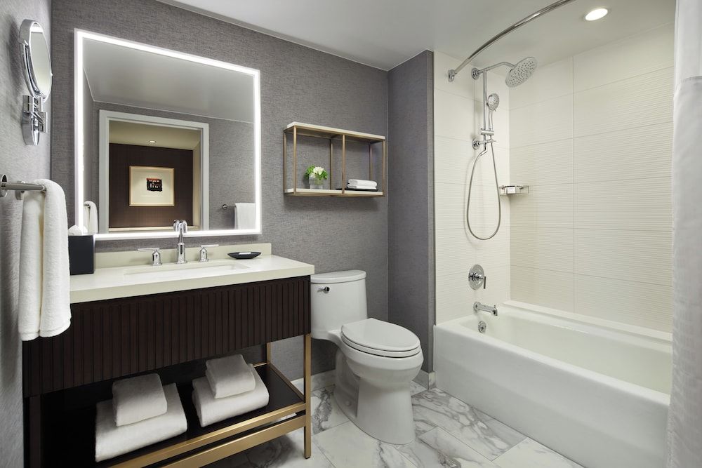Club Room, 1 King Bed