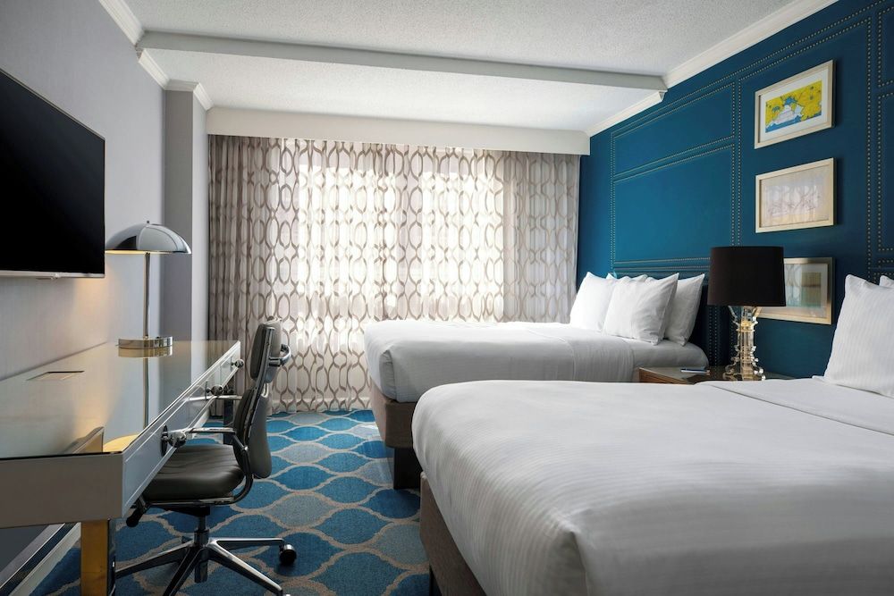 Deluxe Room, 2 Double Beds, Non Smoking (Mobility/Hearing Access, Roll-in Shwr)