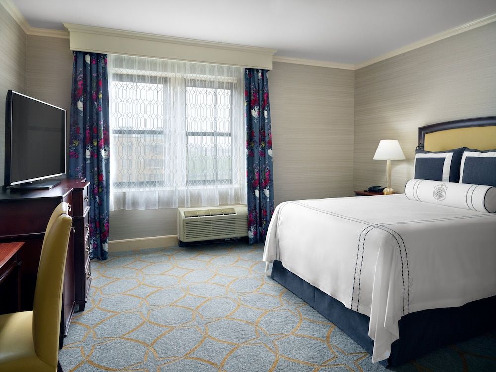 undefined Omni Shoreham Hotel