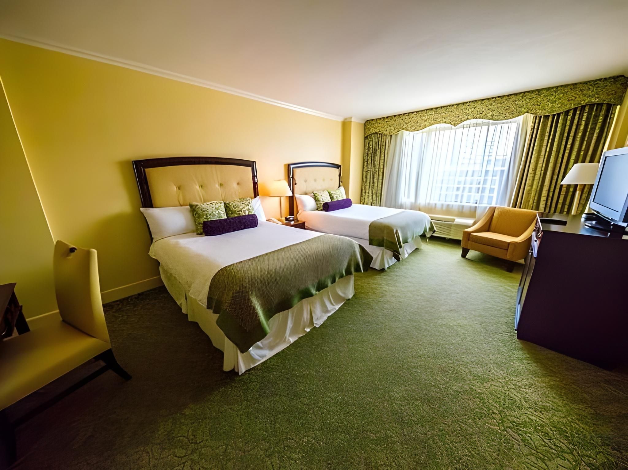 ADA Deluxe Room - 2 Queen Beds
