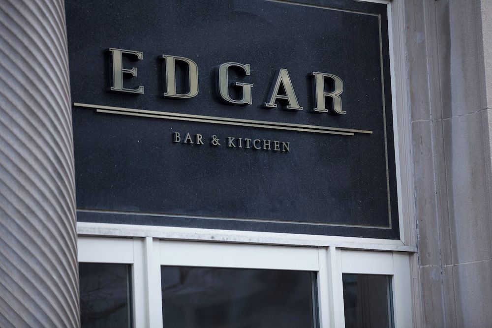 undefined The Mayflower Hotel, Autograph Collection 6